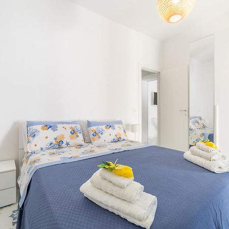 Maiori A Due Passi Dal Mare Apartment Exterior photo