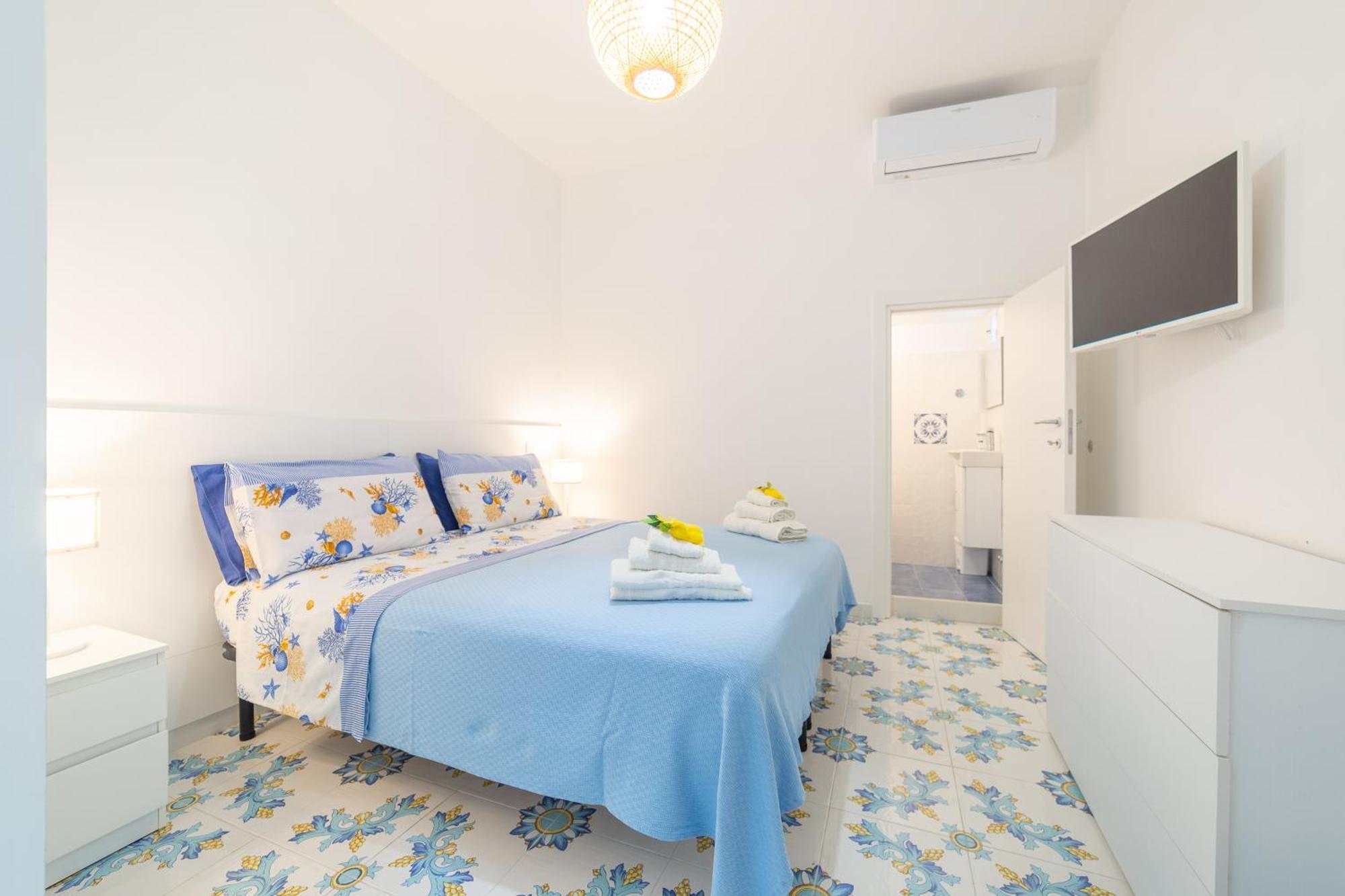 Maiori A Due Passi Dal Mare Apartment Exterior photo